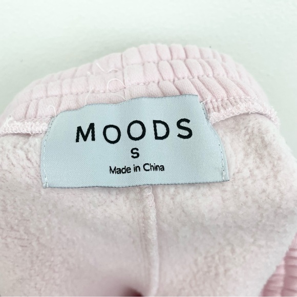 Moods Pink Moody Embroidered 2” Shorts - Picture 4 of 6